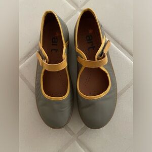 The Art Company Antibes Nylon Mary Jane in Moss Green / Yellow, Size 41